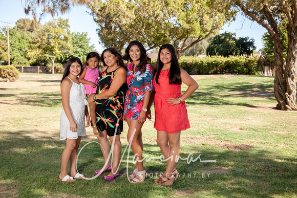 Vivians Family Portraits (13 of 149)