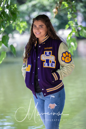 Briana Hernandez 2019 Senior Portraits -4