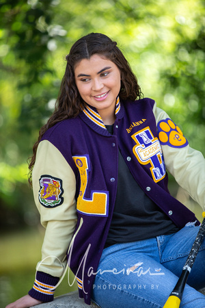 Briana Hernandez 2019 Senior Portraits -16